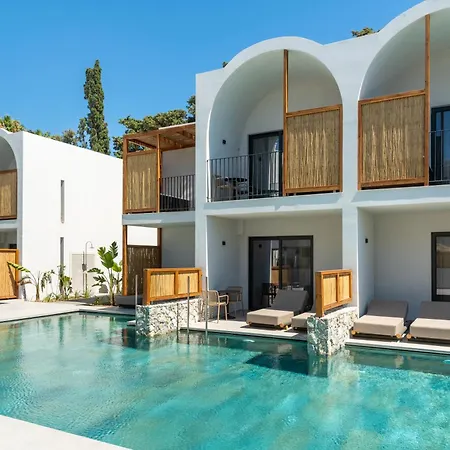 Sunny Days Hotel 3*