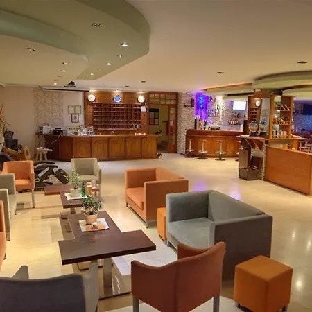 艳阳天酒店 酒店