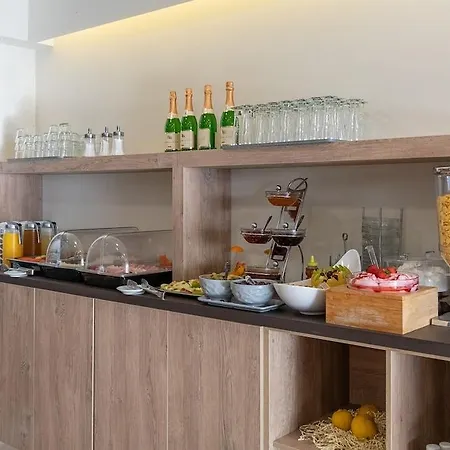 Sunny Days Hotel Tigaki