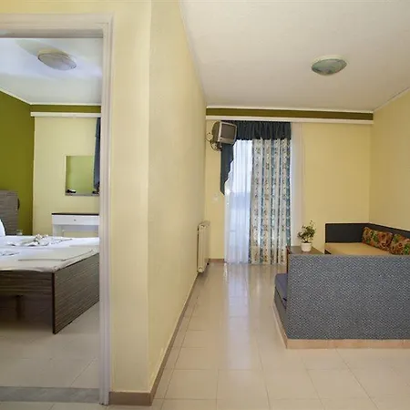 Sunny Days Hotel
