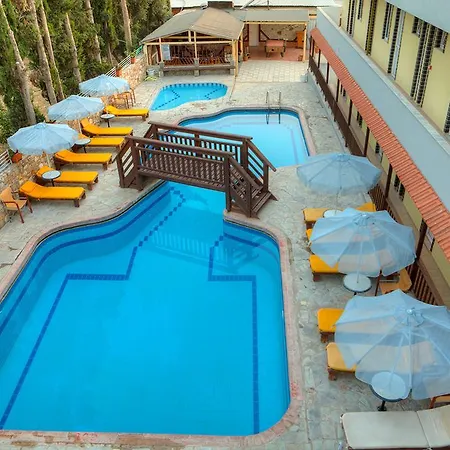 Sunny Days Hotell 3*