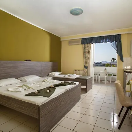 Sunny Days Hotel 3*